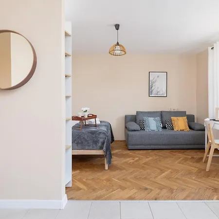 Eagle Pharmacy Studio By Renters * Krakow