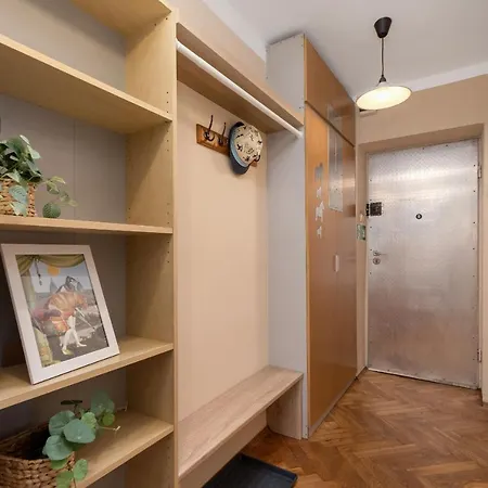 Eagle Pharmacy Studio By Renters *